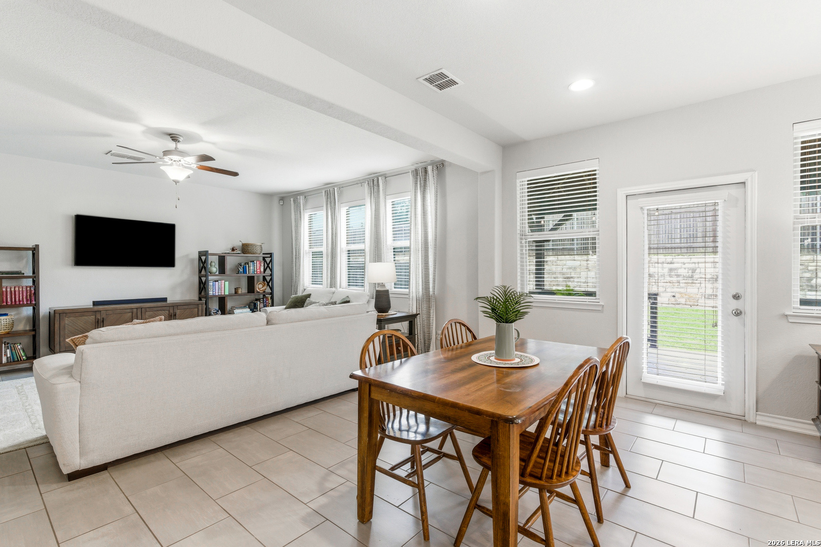 23031 Woodlawn Ridge San Antonio, TX 78259 - Photo 15 of 49