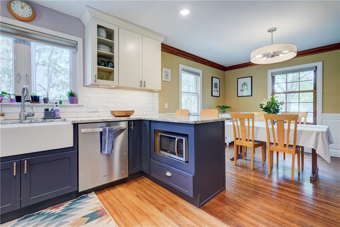 215 Roosevelt Road Rochester, NY 14618 - Photo 12 of 31