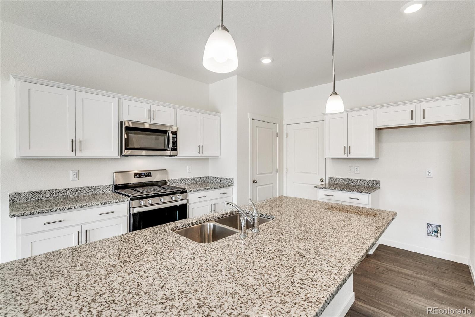 332 Bluebird Road Johnstown, CO 80534 - Photo 11 of 37 Gallery Image 11