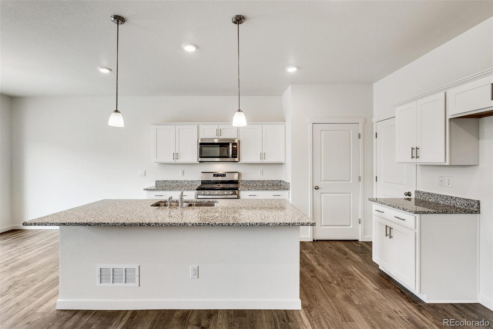 332 Bluebird Road Johnstown, CO 80534 - Photo 12 of 37 Gallery Image 12