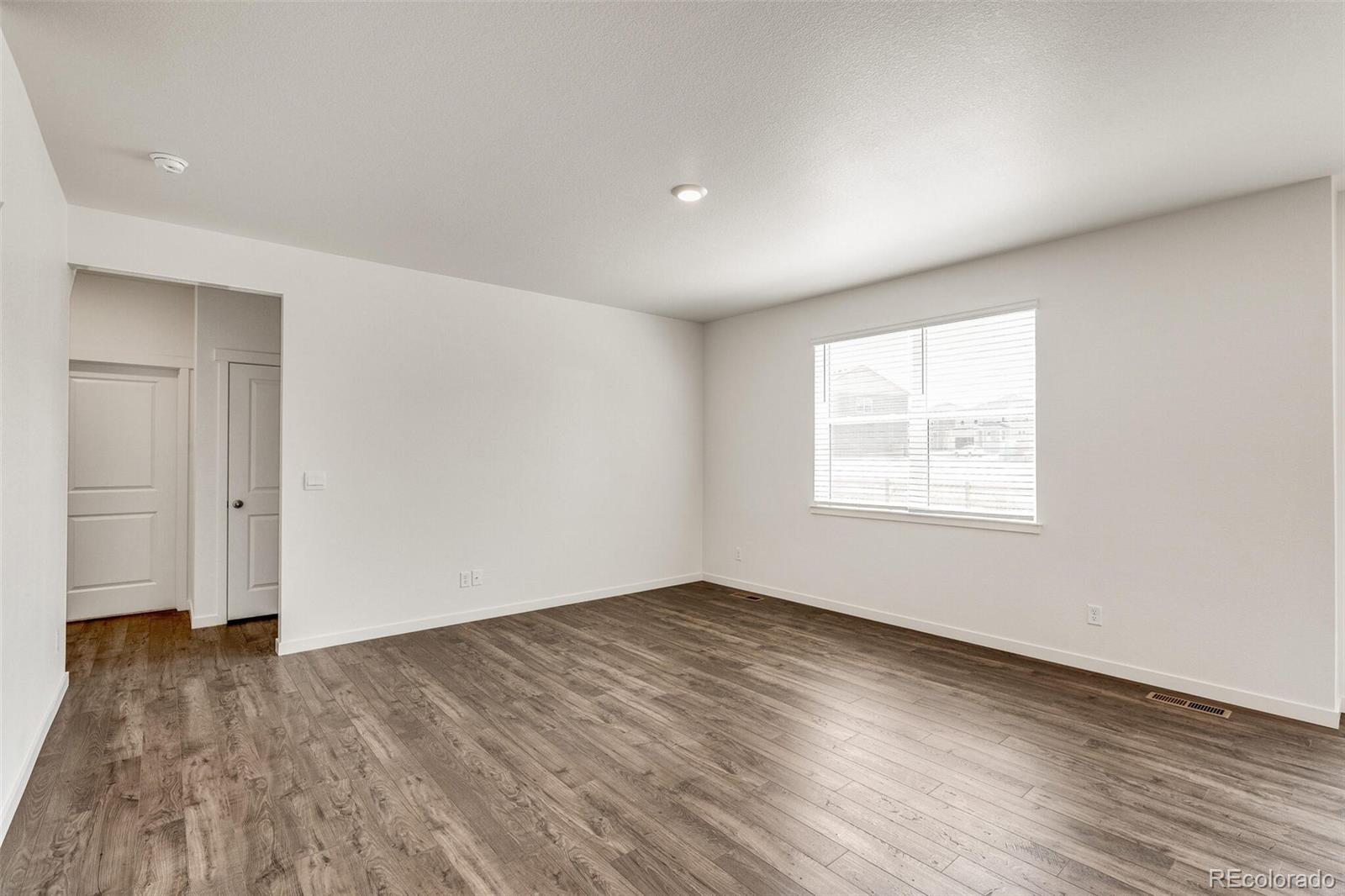 332 Bluebird Road Johnstown, CO 80534 - Photo 9 of 37 Gallery Image 9