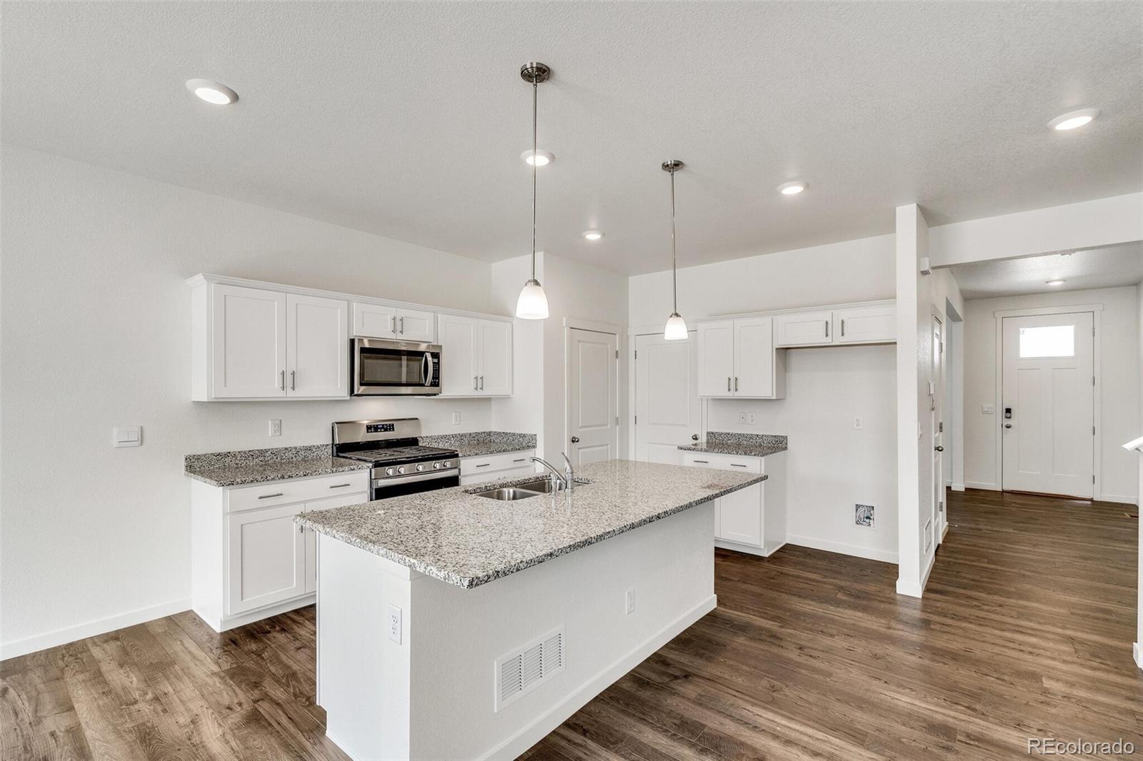 332 Bluebird Road Johnstown, CO 80534 - Photo 10 of 37 Gallery Image 10