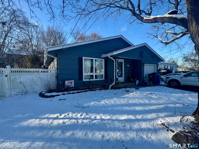 $309,000 | 8 Meadow Road, Hamden, CT 06514