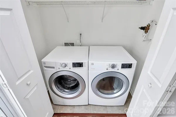 $2,300 | 525 Donatello Avenue, Charlotte, NC 28205