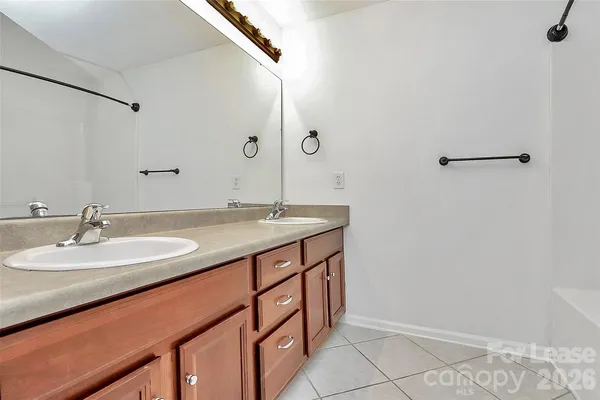 $2,300 | 525 Donatello Avenue, Charlotte, NC 28205