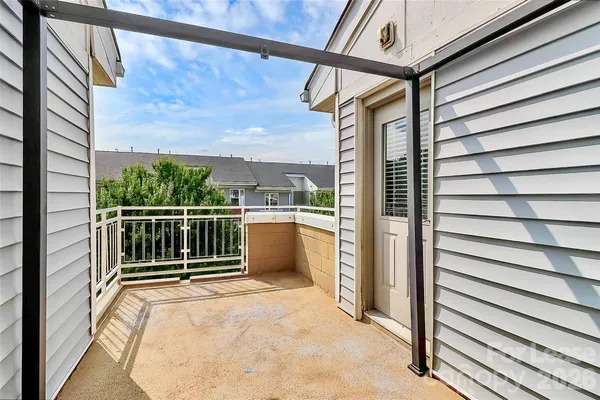 $2,300 | 525 Donatello Avenue, Charlotte, NC 28205