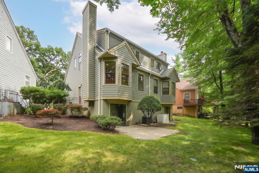 15 Nuthatcher Court Wayne, NJ 07470 - Photo 28 of 34