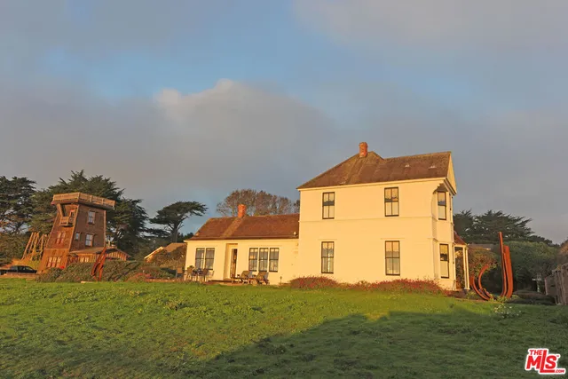 $7,800 | 45340 Little Lake Street, Mendocino, CA 95460