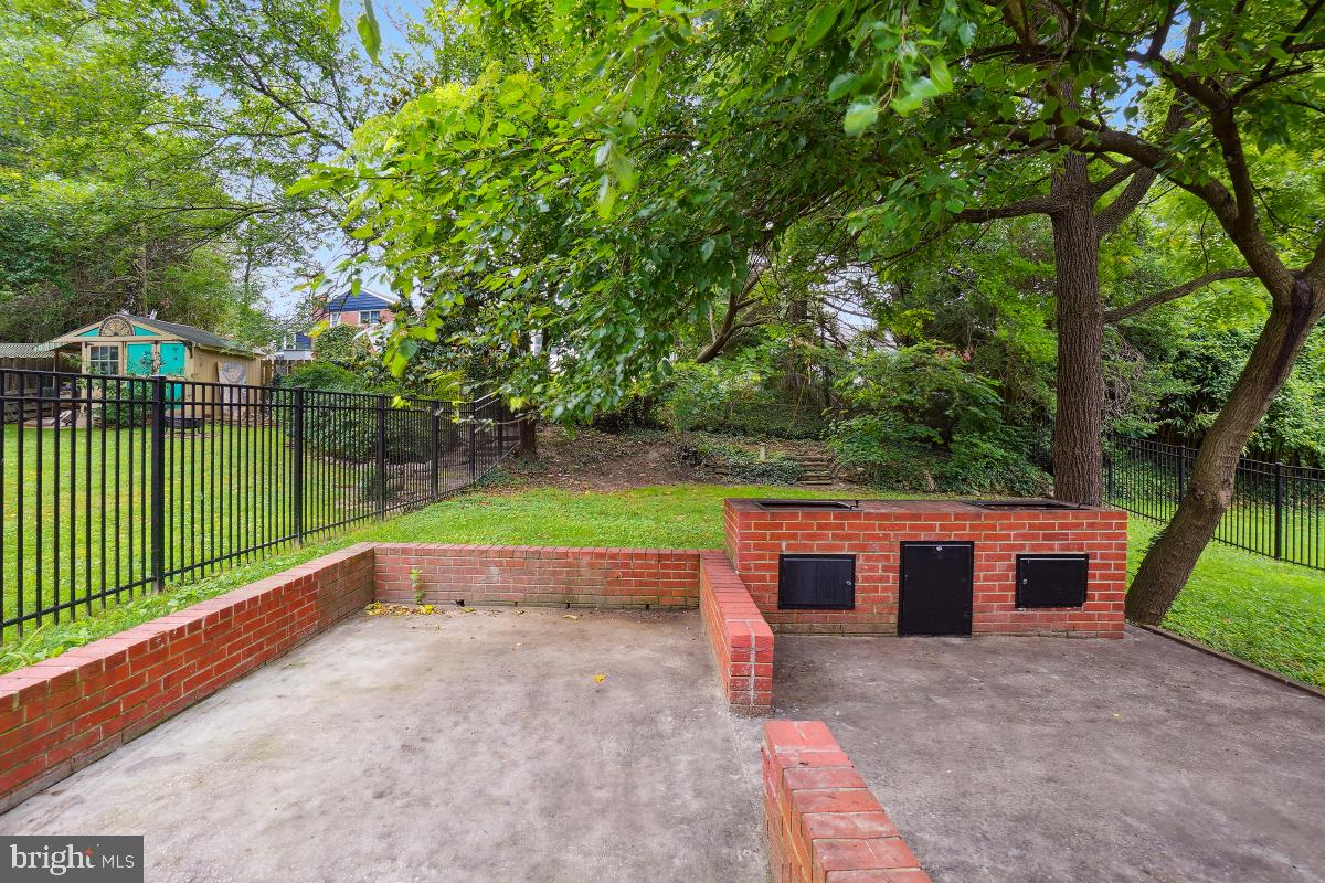 10307 Leslie Street Silver Spring, MD 20902 - Photo 42 of 46 a view of outdoor space and yard