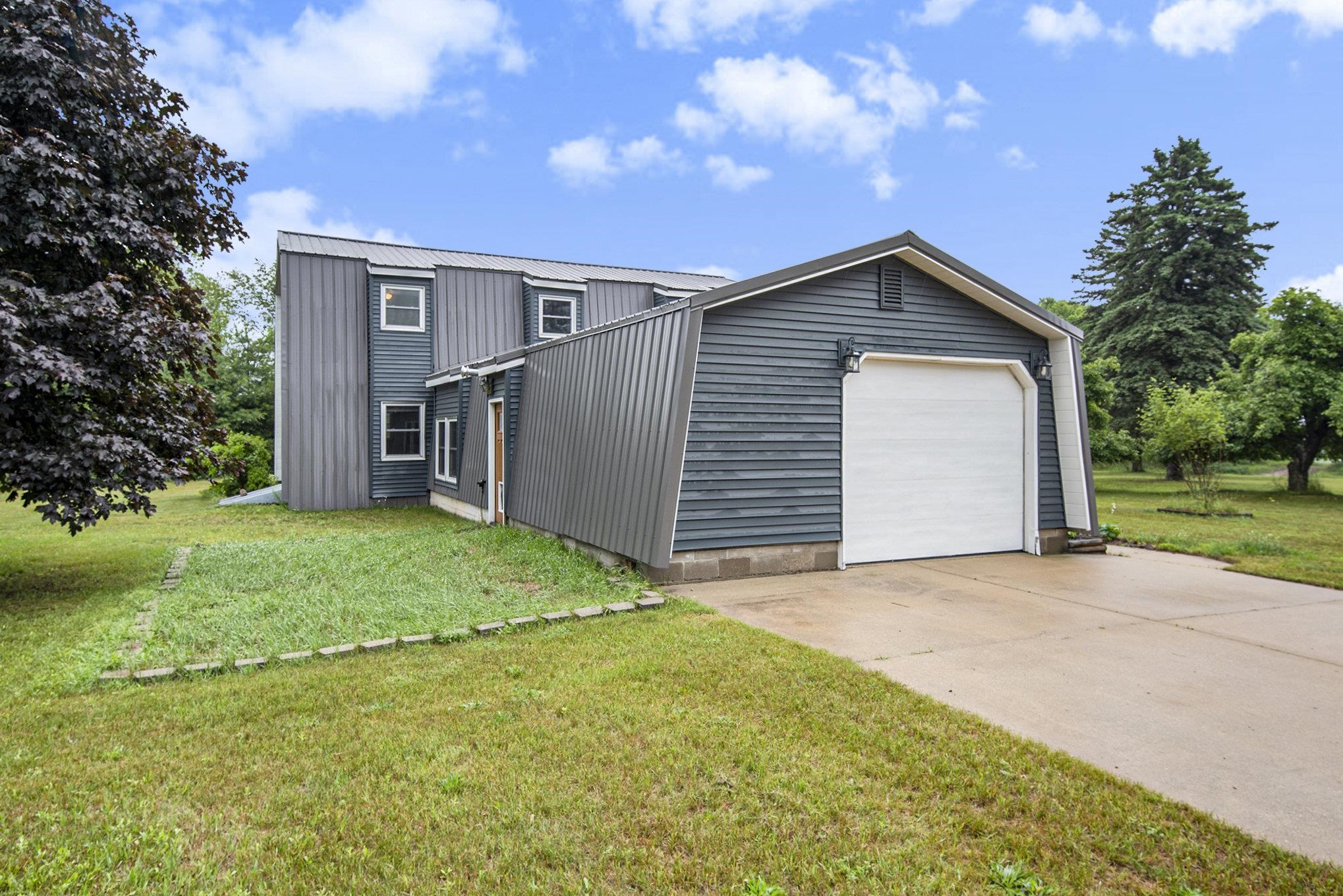 9200 South Call Road McBain, MI 49657 - Photo 30 of 51 1923966-cb13944e-3581-43ce-9198-1683b79a673c.JPG