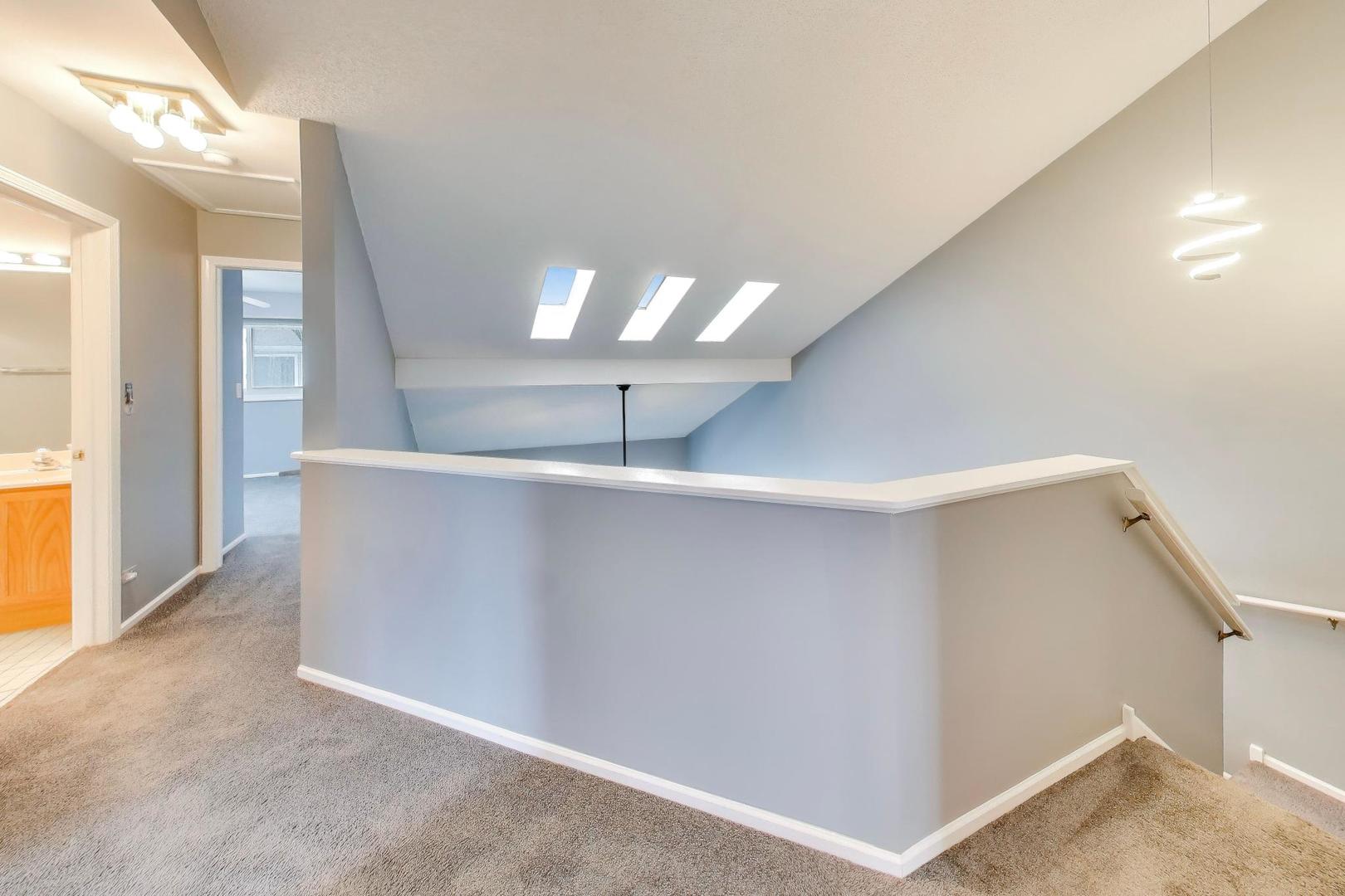 1096 Pine Tree Circle North Buffalo Grove, IL 60089 - Photo 11 of 25