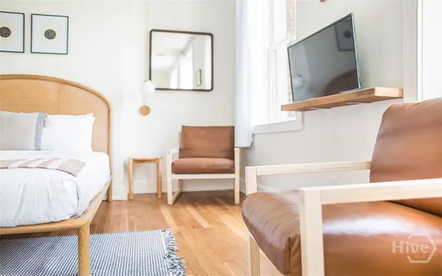 $435,000 | 1 East Gordon Street, Unit 4, Savannah, GA 31401