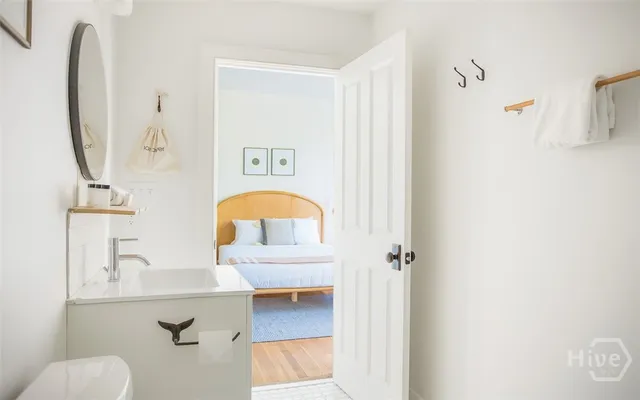 $435,000 | 1 East Gordon Street, Unit 4, Savannah, GA 31401