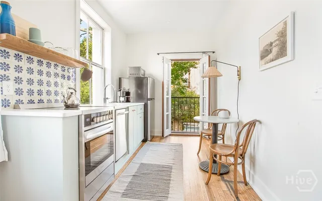 $435,000 | 1 East Gordon Street, Unit 4, Savannah, GA 31401