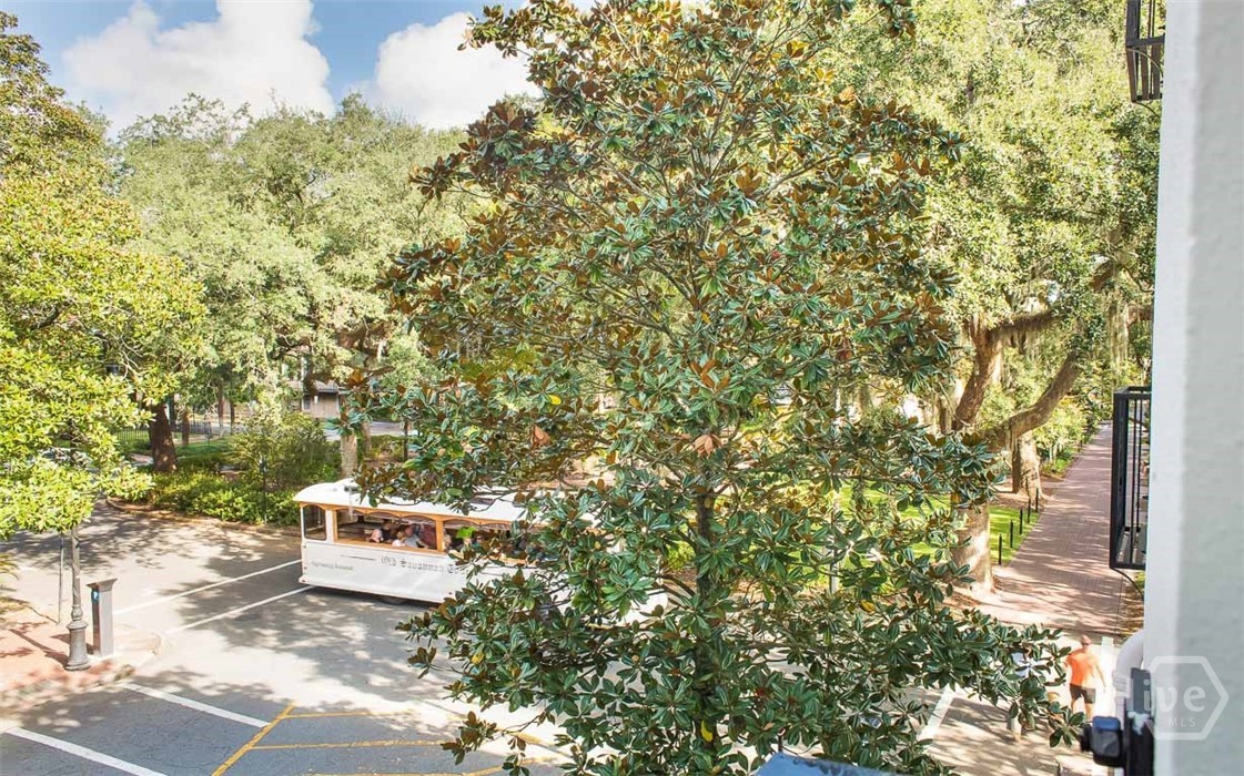 1 East Gordon Street, Unit 4 Savannah, GA 31401 - Photo 33 of 34