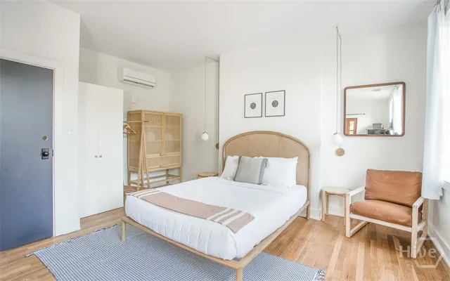 $435,000 | 1 East Gordon Street, Unit 4, Savannah, GA 31401