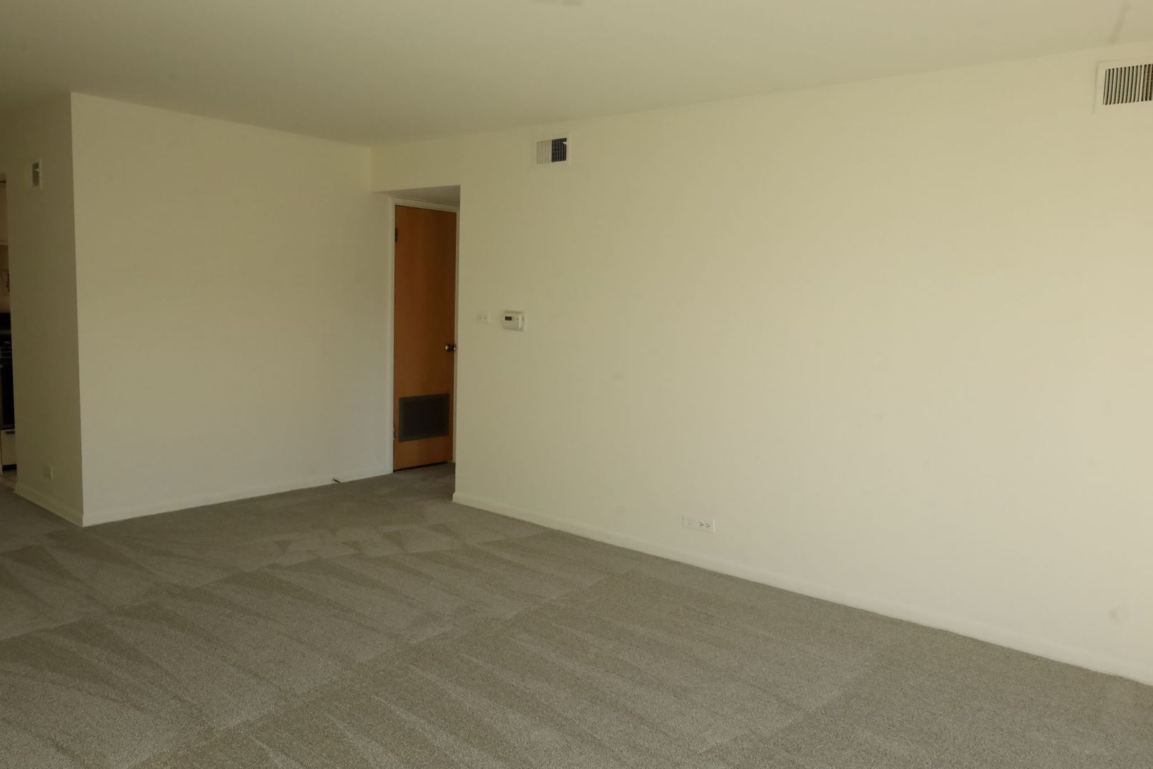 9820 South Pulaski Road, Unit 223 Oak Lawn, IL 60453 - Photo 14 of 25 Gallery Image 14