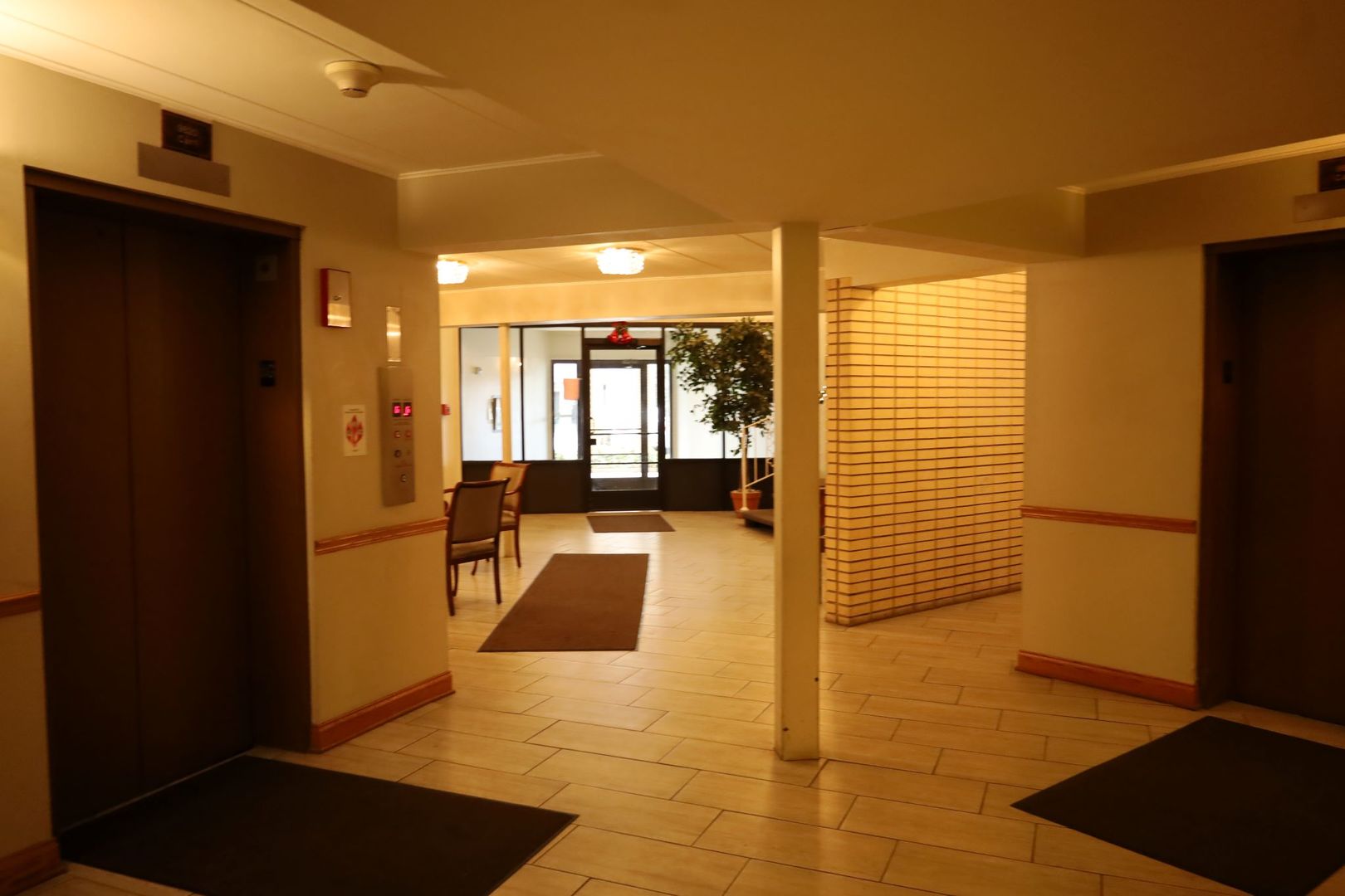 9820 South Pulaski Road, Unit 223 Oak Lawn, IL 60453 - Photo 7 of 25 Gallery Image 7