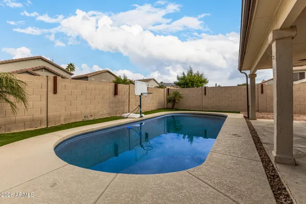 $475,000 | 2062 East Arabian Drive, Gilbert, AZ 85296