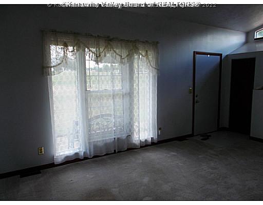 175 Ridgeview Drive Ripley, WV 25271 - Photo 2 of 16 Living Room.