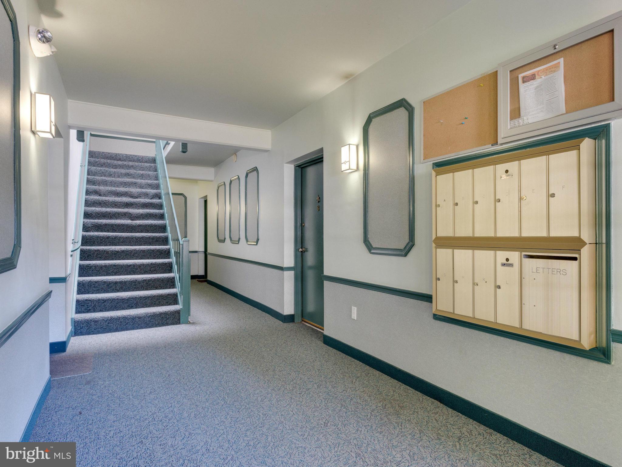 8114 Colony Point Road, Unit 235 Springfield, VA 22152 - Photo 3 of 16 Interior (General)