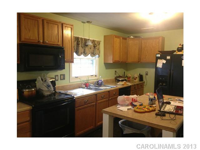 8507 Beacon Hills Road Indian Trail, NC 28079 - Photo 4 of 10