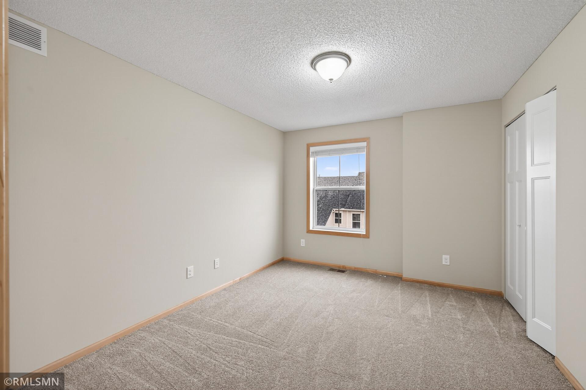 11688 84th Avenue North Maple Grove, MN 55369 - Photo 12 of 18