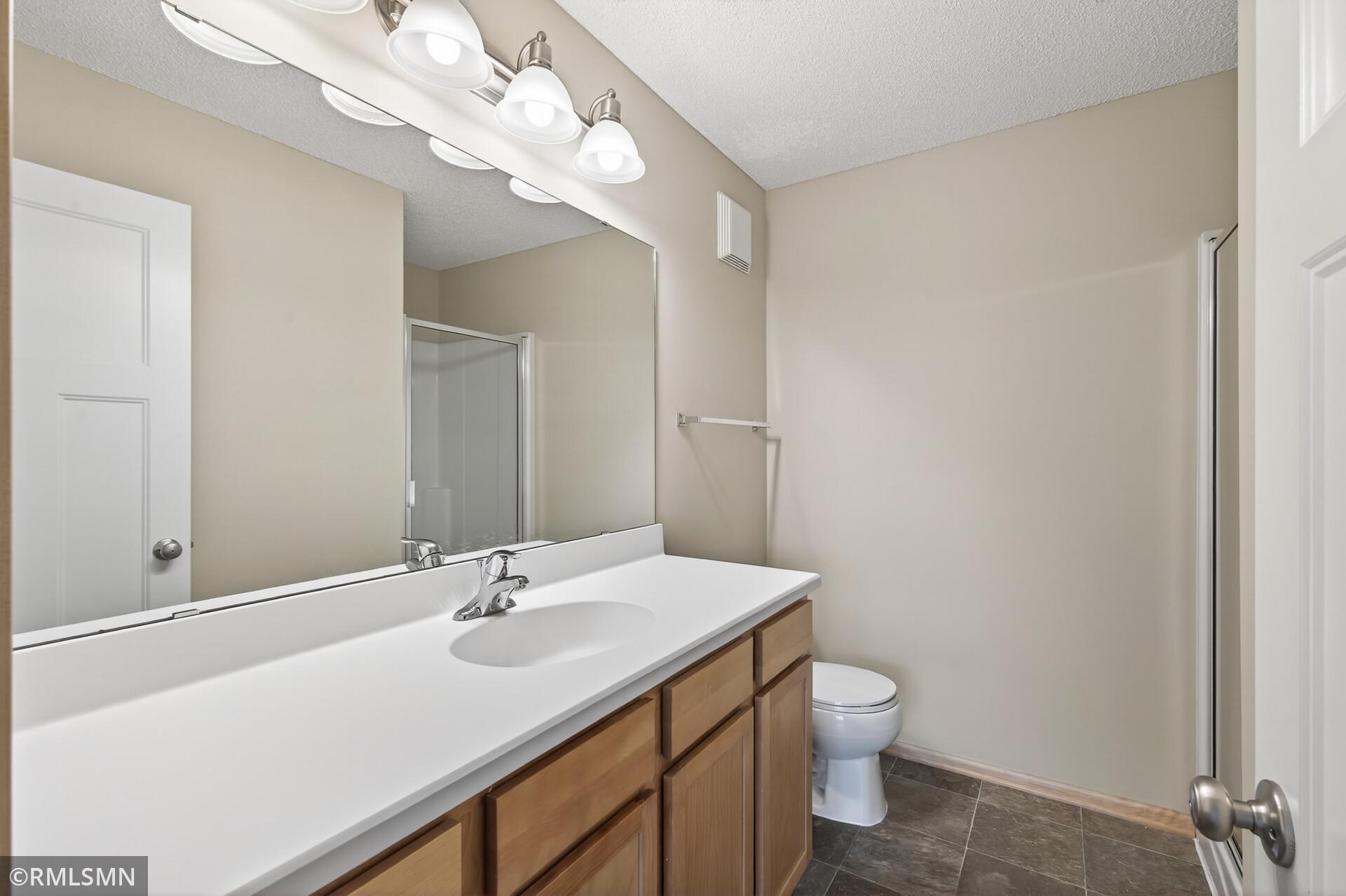 11688 84th Avenue North Maple Grove, MN 55369 - Photo 15 of 18