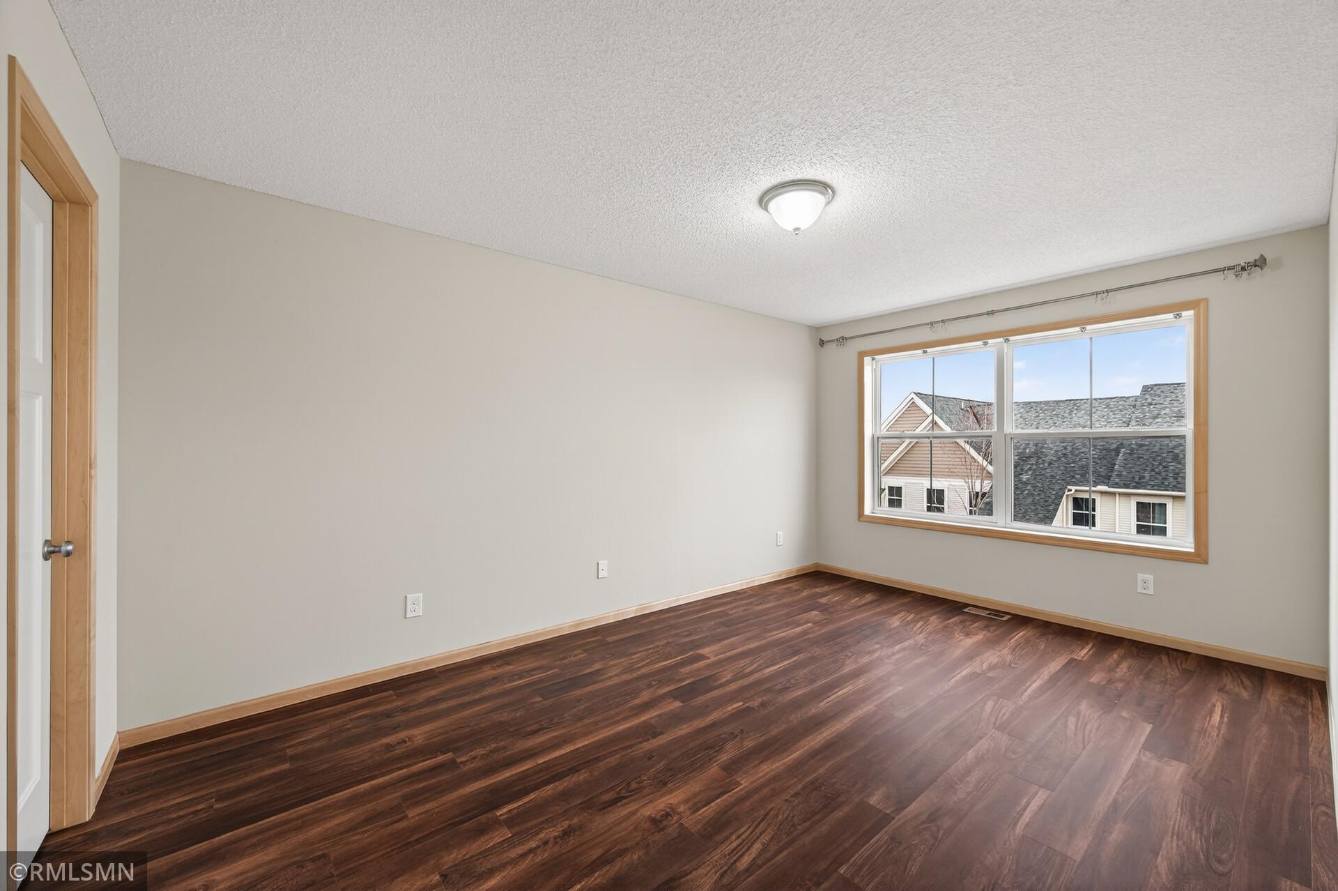 11688 84th Avenue North Maple Grove, MN 55369 - Photo 8 of 18