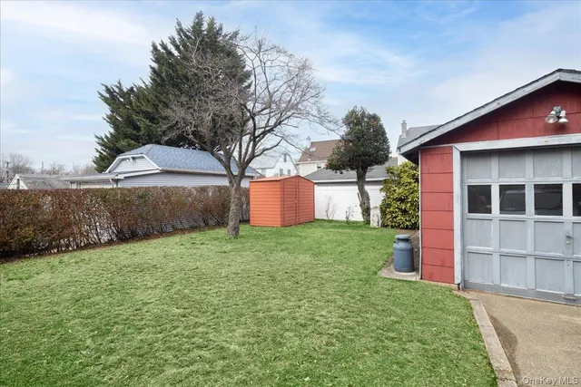 $824,000 | 21 Cornell Street, Williston Park, NY 11596