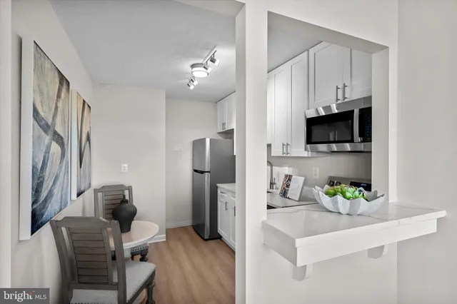 $299,000 | 2059 Huntington Avenue, Unit 1414, Alexandria, VA 22303