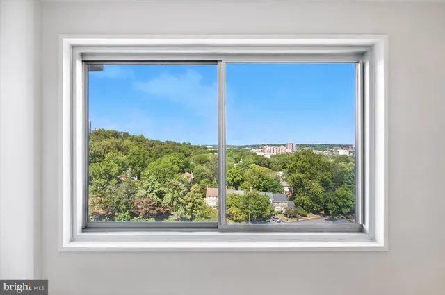 $299,000 | 2059 Huntington Avenue, Unit 1414, Alexandria, VA 22303