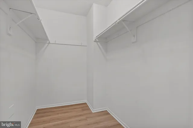 $299,000 | 2059 Huntington Avenue, Unit 1414, Alexandria, VA 22303