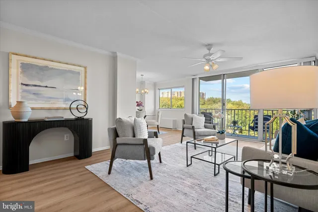 $299,000 | 2059 Huntington Avenue, Unit 1414, Alexandria, VA 22303