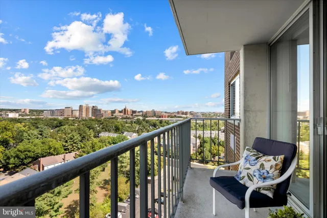 $299,000 | 2059 Huntington Avenue, Unit 1414, Alexandria, VA 22303