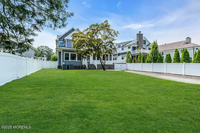 $2,165,000 | 524 Longstreet Avenue, Brielle, NJ 08730