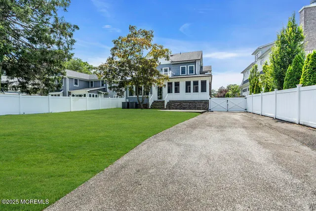 $2,165,000 | 524 Longstreet Avenue, Brielle, NJ 08730