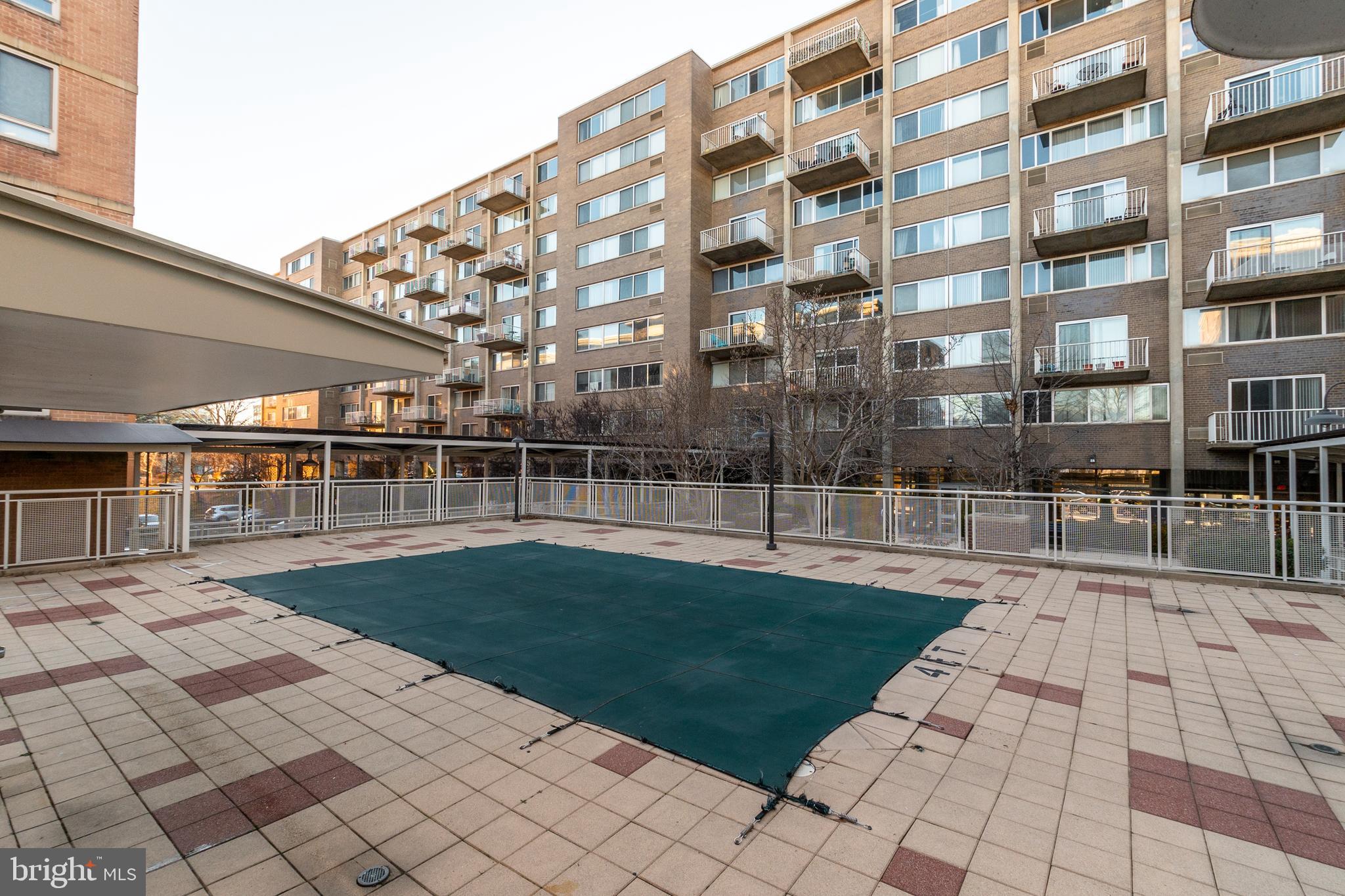 800 4th Street Southwest, Unit S312 Washington, DC 20024 - Photo 37 of 42 Outdoor Swimming Pool