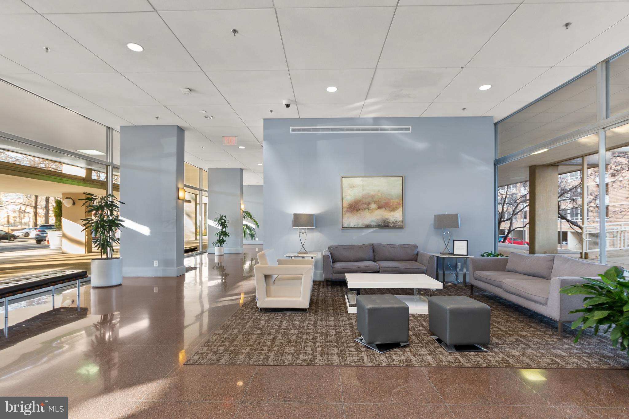 800 4th Street Southwest, Unit S312 Washington, DC 20024 - Photo 6 of 42 Lobby with concierge