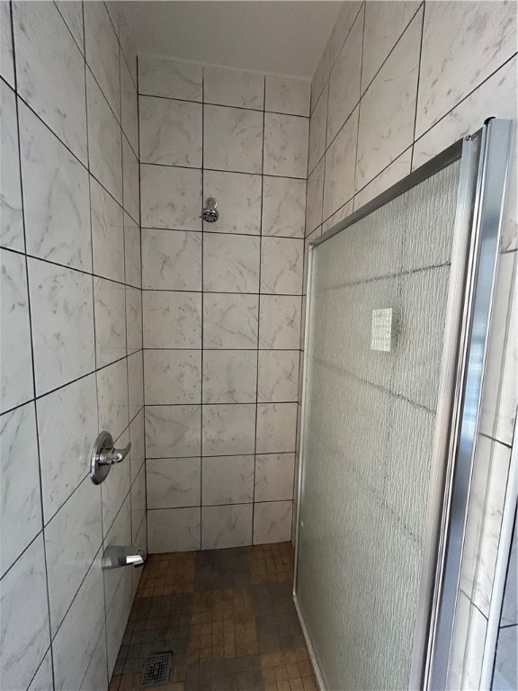 126 Havana Glen Road Montour, NY 14865 - Photo 21 of 42 Full View of Nice Tile / Glass Main Floor Full Bat