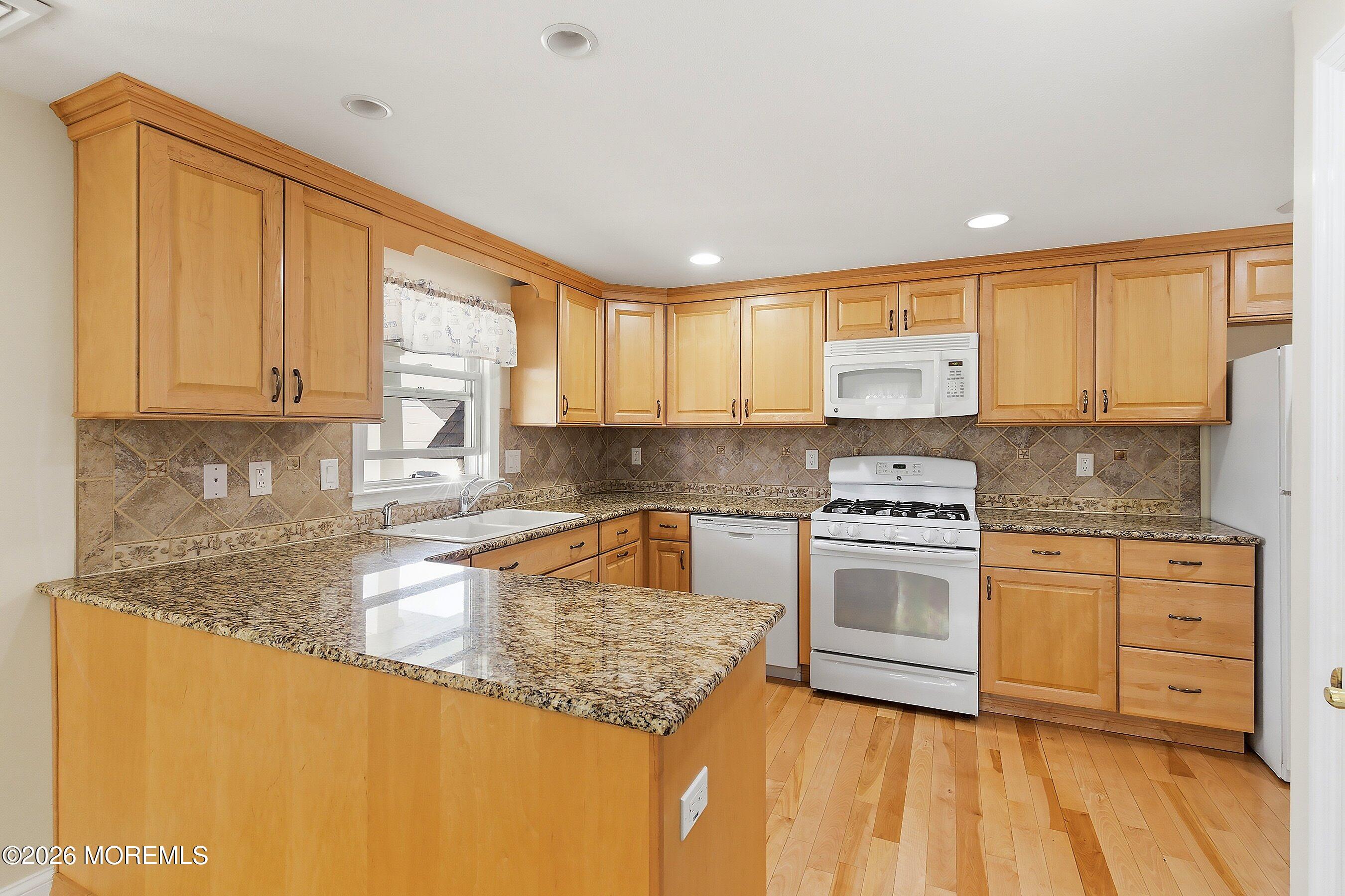 352 Silver Bay Road Toms River, NJ 08753 - Photo 5 of 43 18-Kitchen 1B