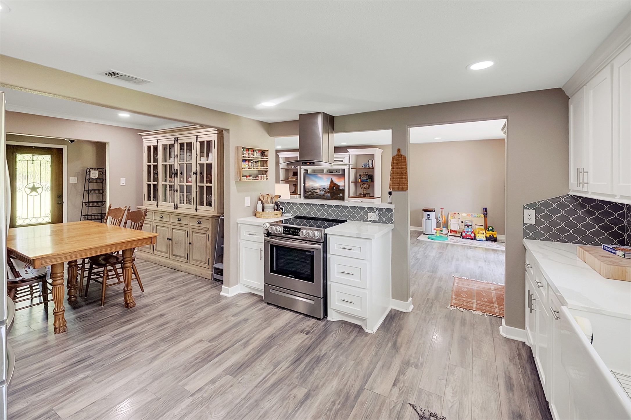 10792 Stidham Road Conroe, TX 77302 - Photo 17 of 48 Remodeled kitchen with new appliances, quartz counters, and more...