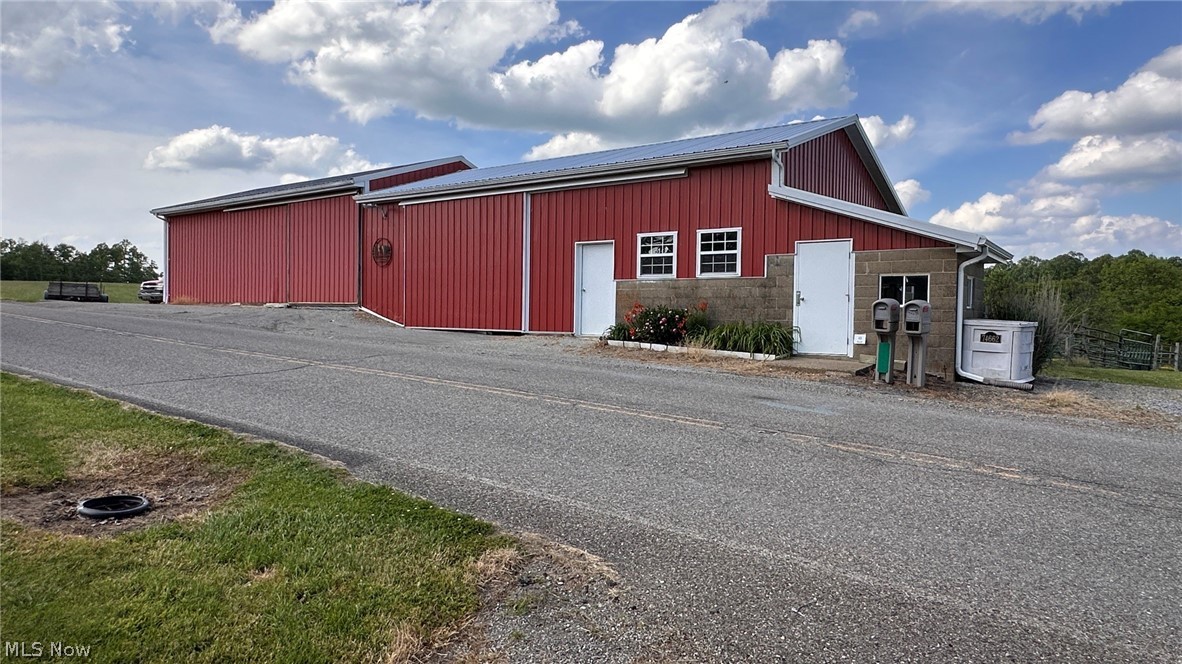 74663 Broadhead Road Kimbolton, OH 43749 - Photo 37 of 50