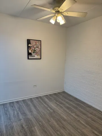 $1,425 | 138 East Bailey Road, Unit B, Naperville, IL 60565