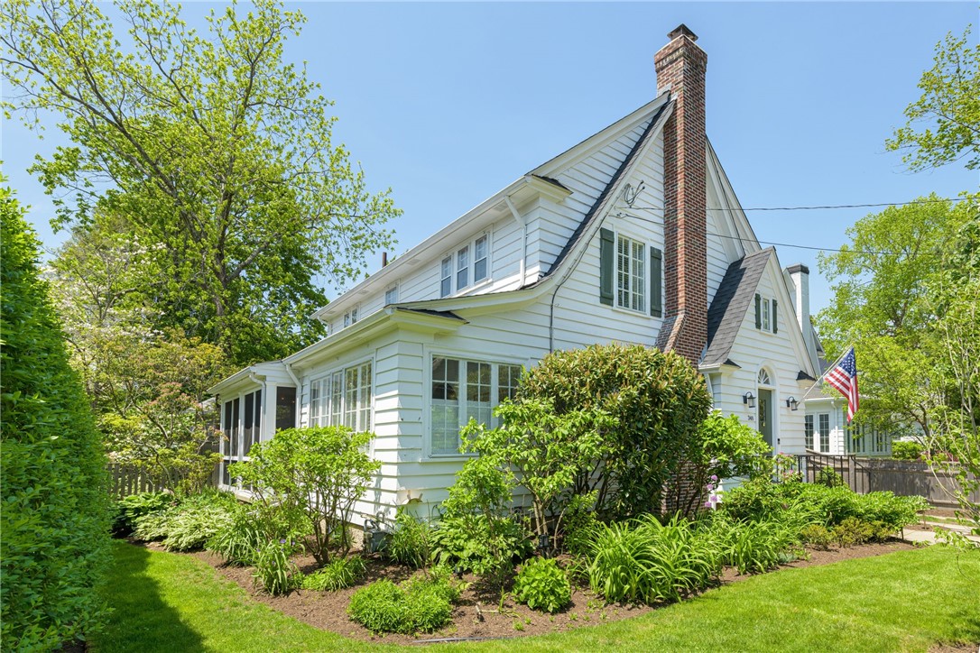 348 Slater Avenue Providence, RI 02906 - Photo 37 of 43