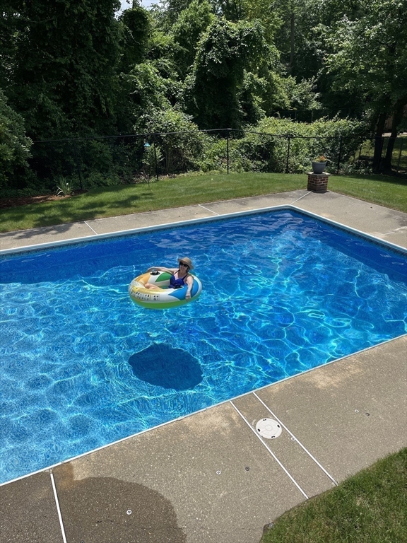 19 Longbow Road Stoneham, MA 02180 - Photo 23 of 23 Gallery Image 23