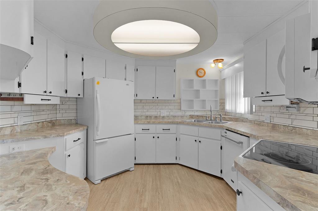 20 Captains Point Fruitland Park, FL 34731 - Photo 16 of 51