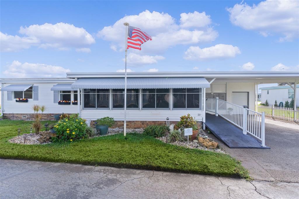 20 Captains Point Fruitland Park, FL 34731 - Photo 2 of 51