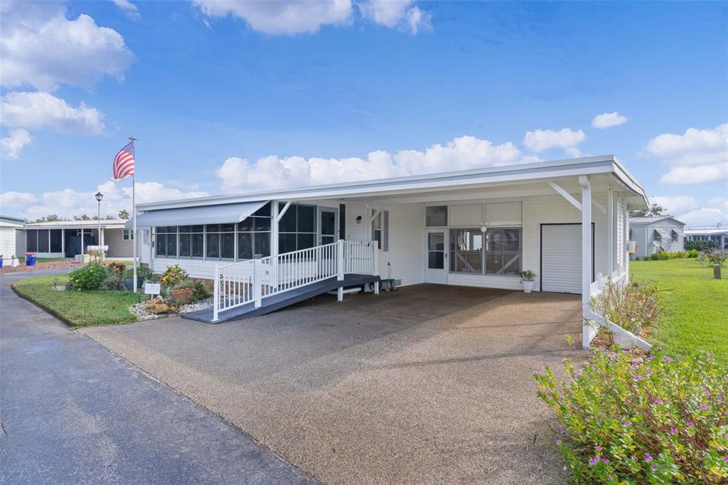 20 Captains Point Fruitland Park, FL 34731 - Photo 3 of 51