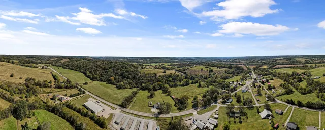 $499,000 | 13560 Columbia Highway, Lynnville, TN 38472